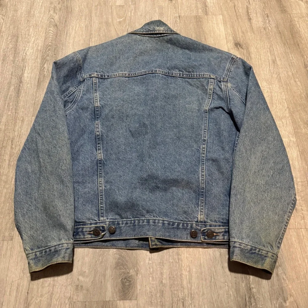 Vintage 80's Denim Trucker Jacket Medium Wash Blue TF 4448-7 Men Size large